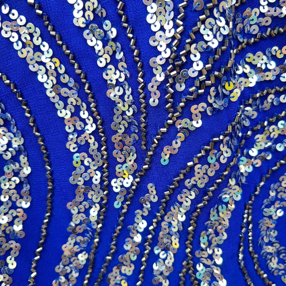 NWTs Hailey Logan by Adrianna Papell Beaded Dress - Picture 6 of 7